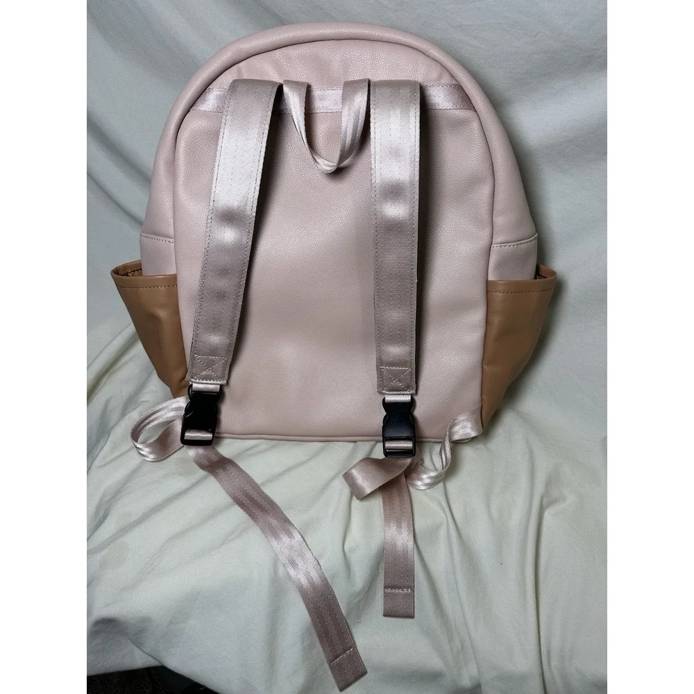 Petunia‎ Pickle Bottom District Backpack Blush Camel Diaper Bag Clean